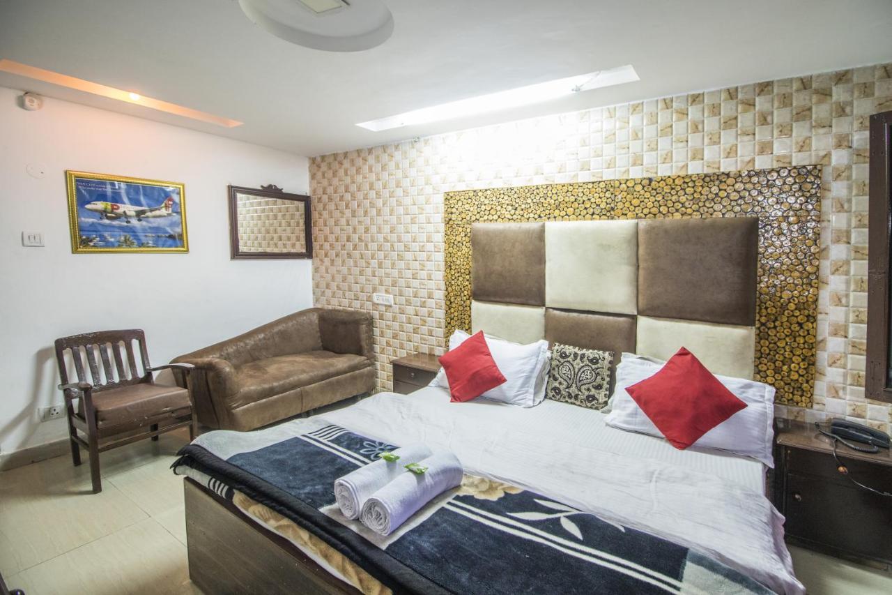 Holiday Plaza Hotell Dalhousie Eksteriør bilde