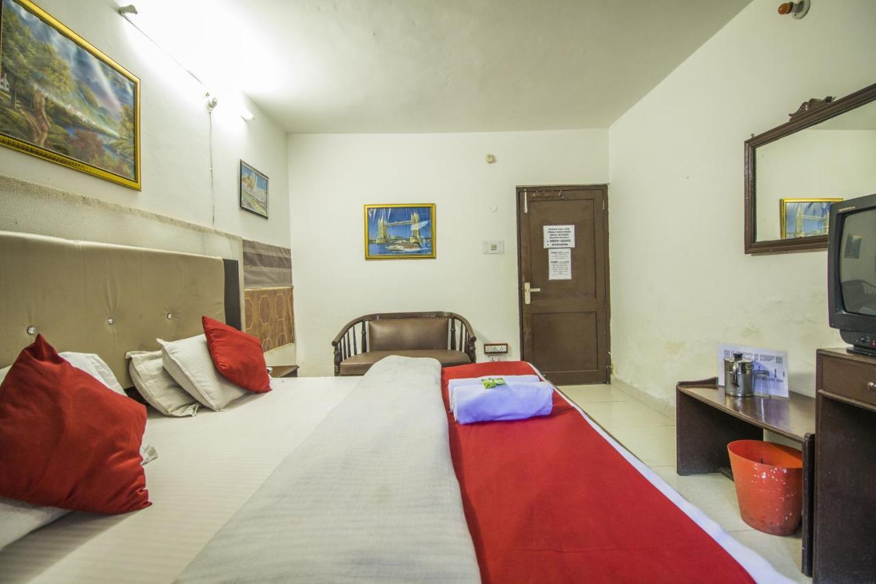 Holiday Plaza Hotell Dalhousie Eksteriør bilde